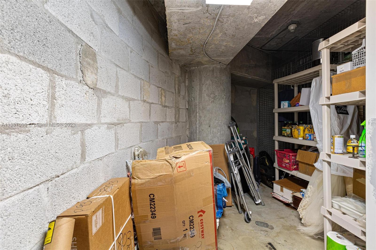 218 SE 14th St #803 Miami, FL 33131