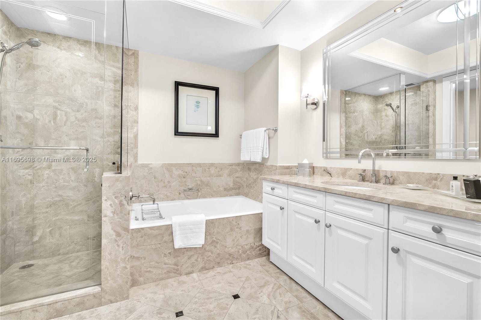 1435 Brickell Ave #3012 Miami, FL 33131