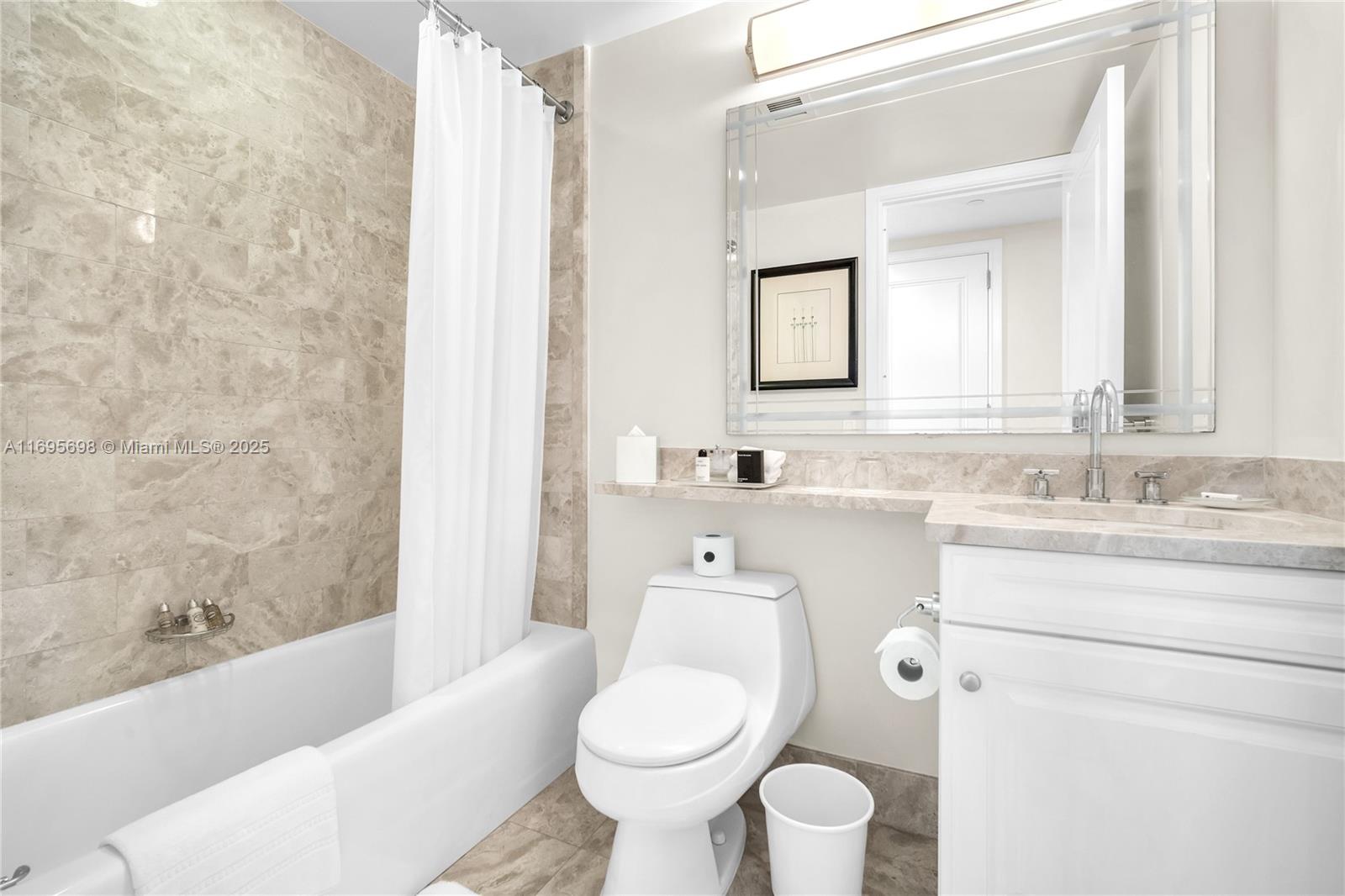 1435 Brickell Ave #3012 Miami, FL 33131