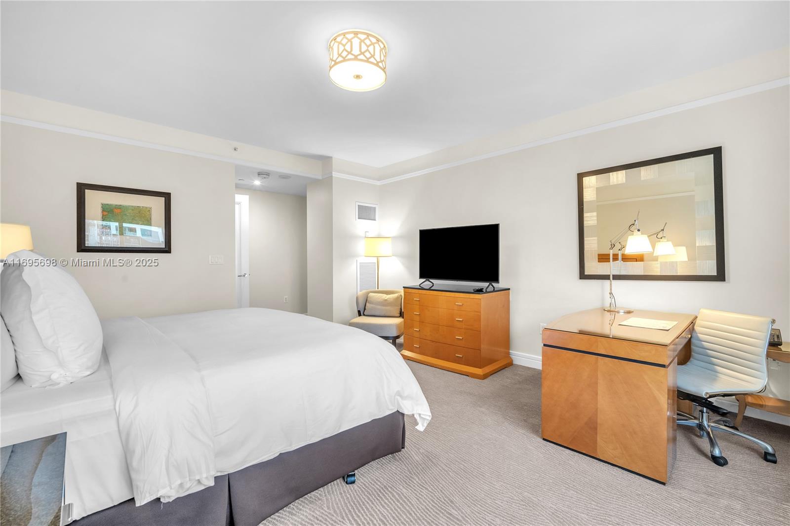 1435 Brickell Ave #3012 Miami, FL 33131