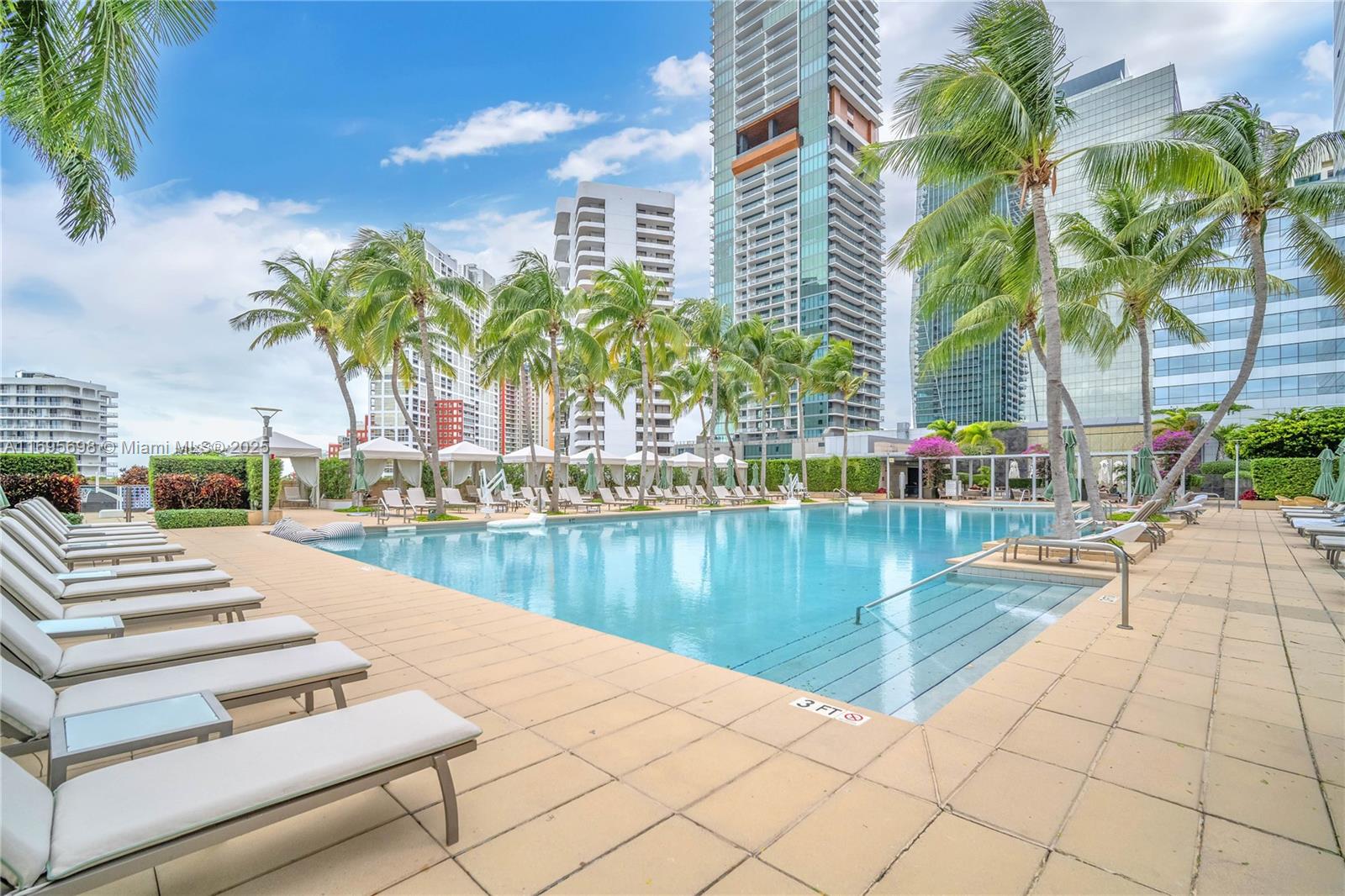 1435 Brickell Ave #3012 Miami, FL 33131