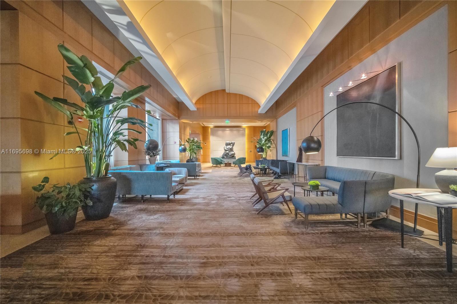 1435 Brickell Ave #3012 Miami, FL 33131