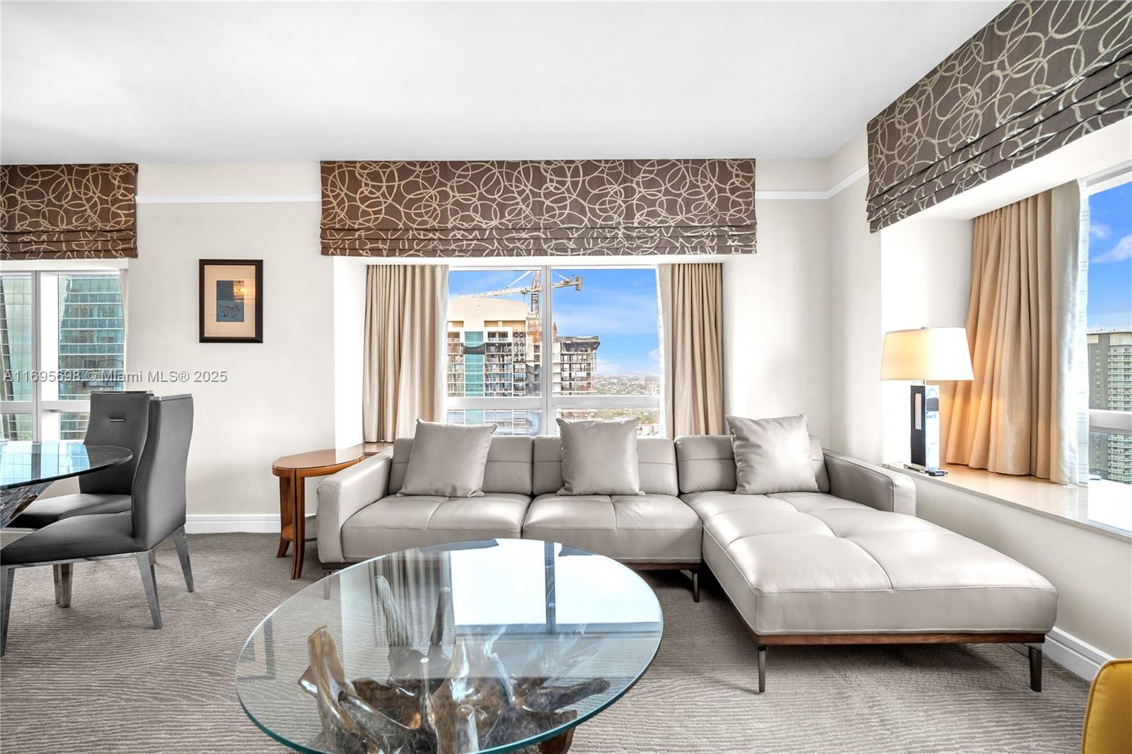 1435 Brickell Ave #3012 Miami, FL 33131