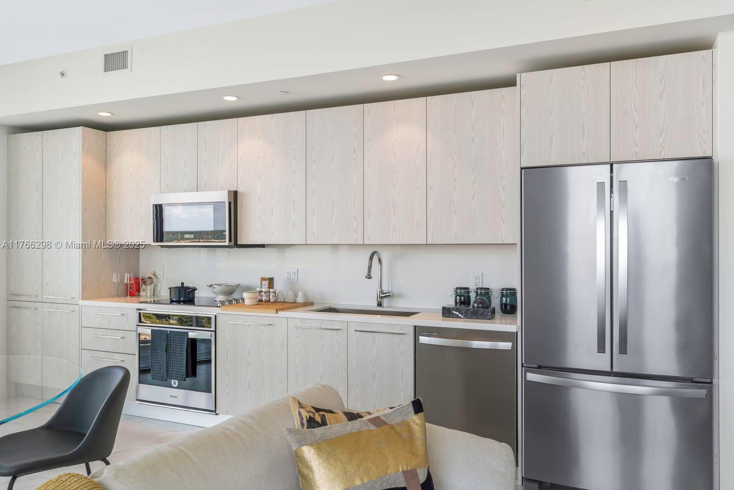 image One Metropica31