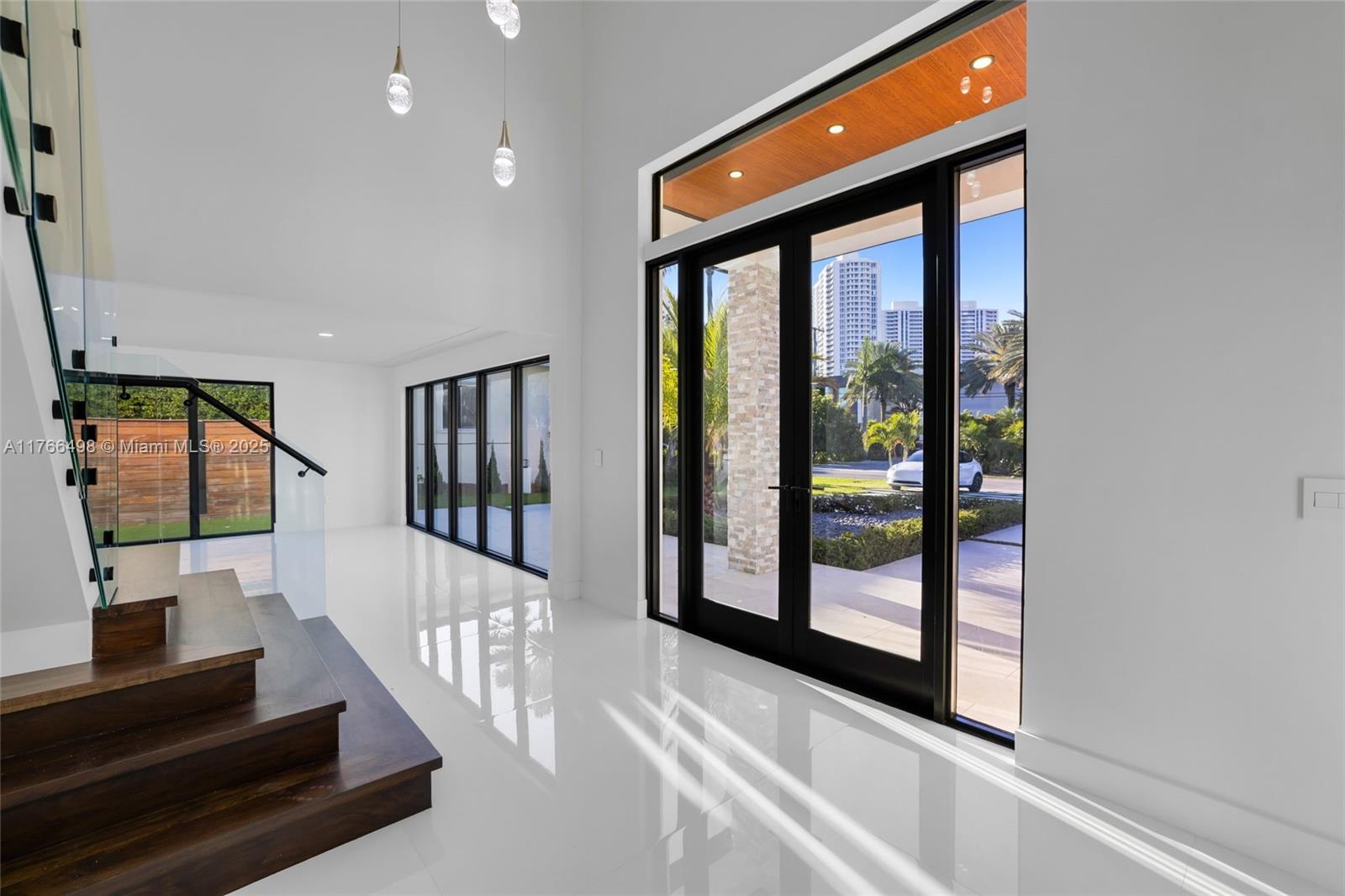 406 Holiday Dr Hallandale Beach, FL 33009 406 Holiday Dr Hallandale Beach, FL 33009