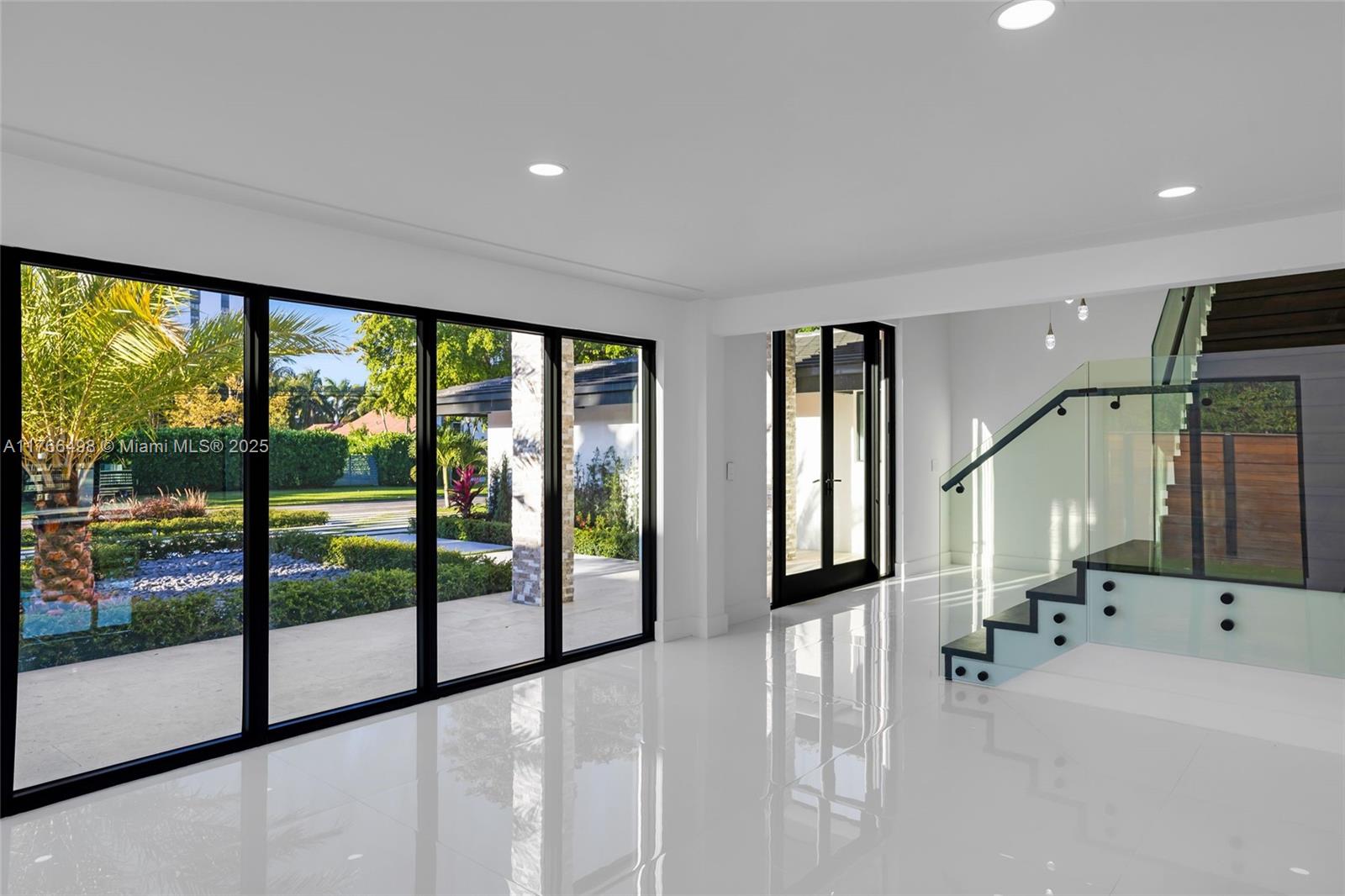 406 Holiday Dr Hallandale Beach, FL 33009 406 Holiday Dr Hallandale Beach, FL 33009