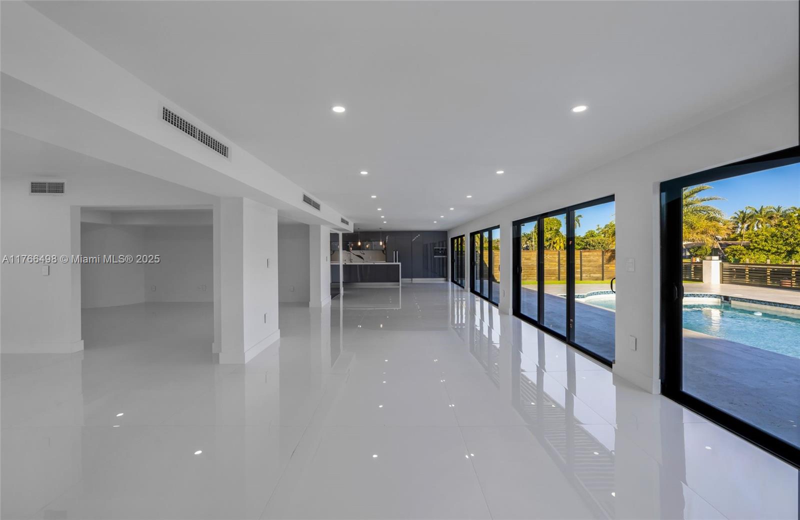 406 Holiday Dr Hallandale Beach, FL 33009 406 Holiday Dr Hallandale Beach, FL 33009