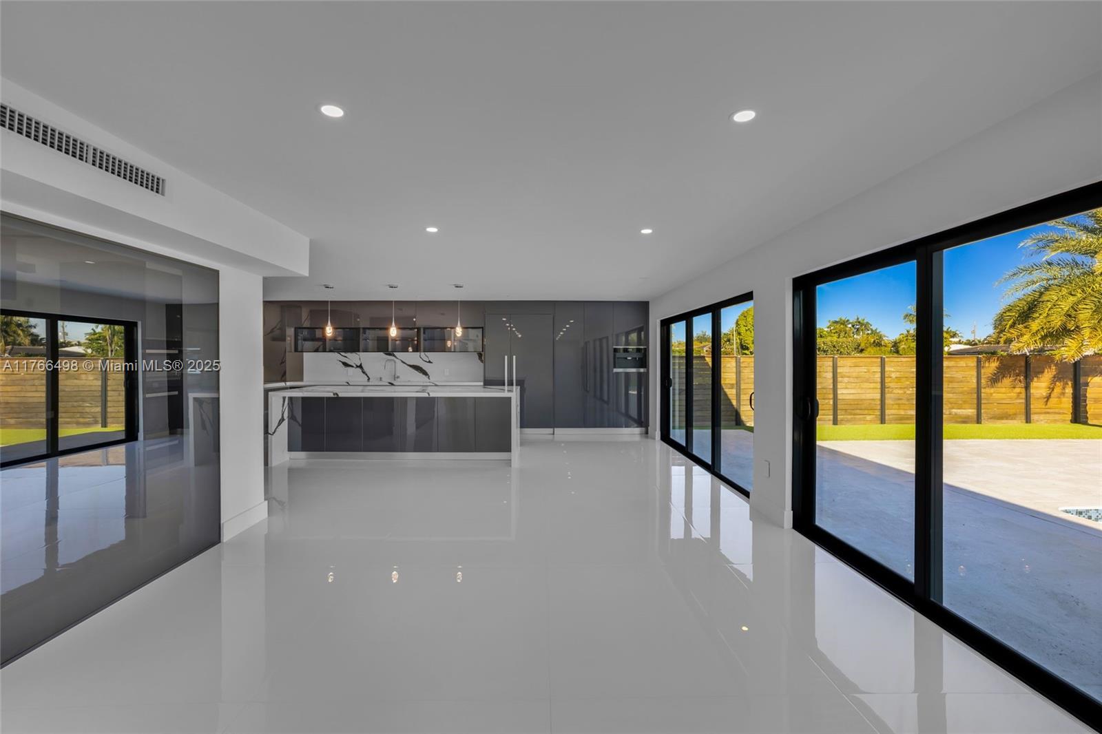 406 Holiday Dr Hallandale Beach, FL 33009 406 Holiday Dr Hallandale Beach, FL 33009