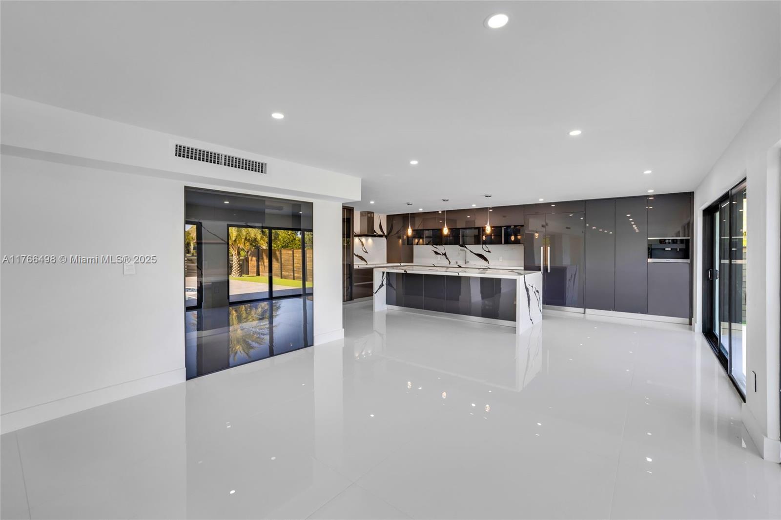 406 Holiday Dr Hallandale Beach, FL 33009 406 Holiday Dr Hallandale Beach, FL 33009