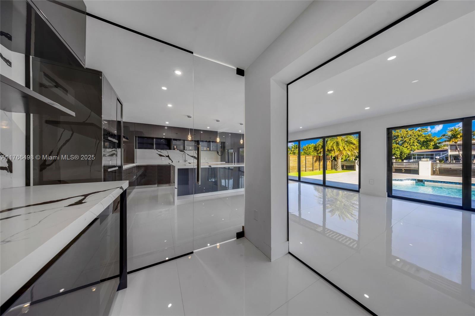 406 Holiday Dr Hallandale Beach, FL 33009 406 Holiday Dr Hallandale Beach, FL 33009