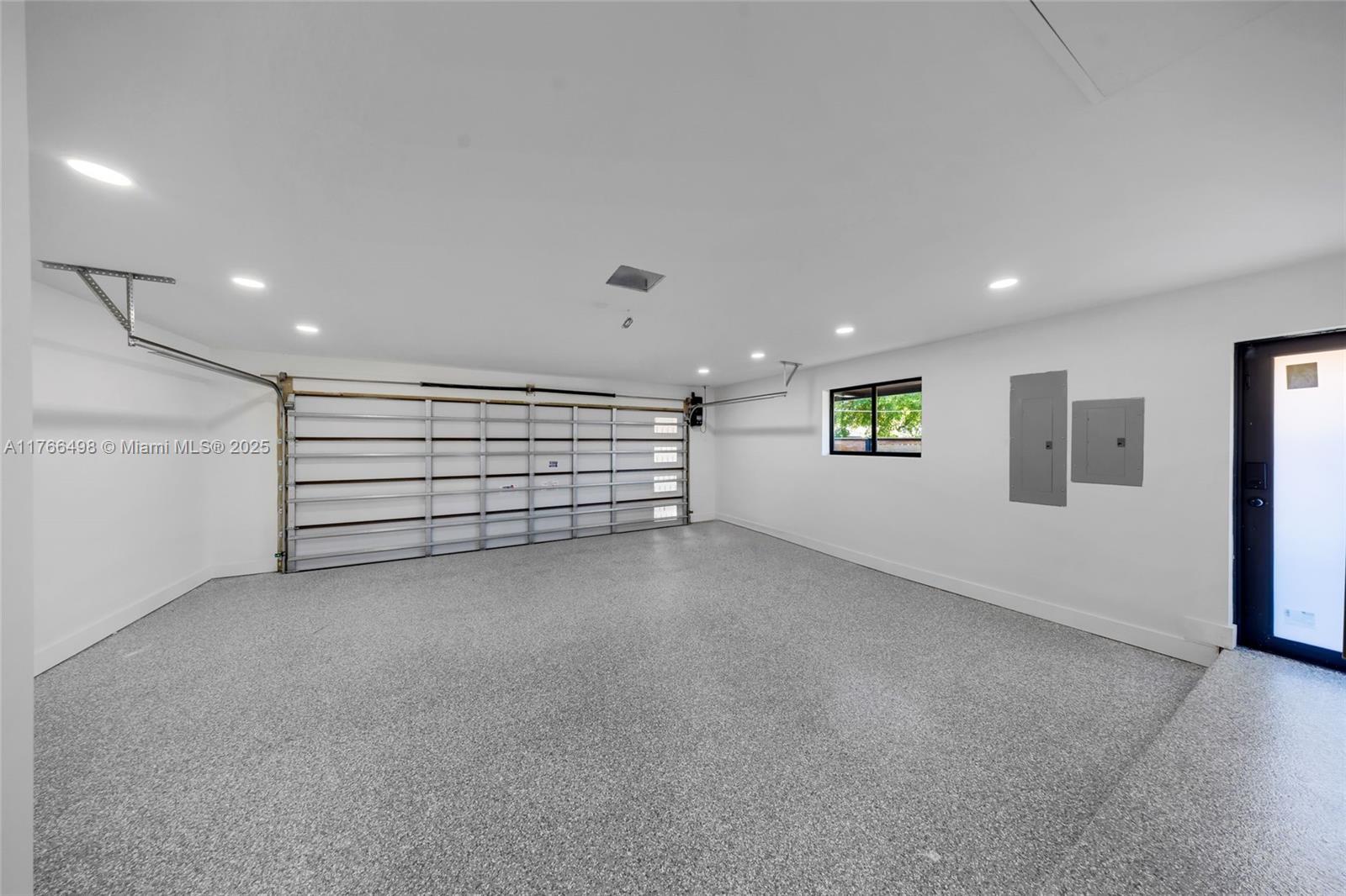 406 Holiday Dr Hallandale Beach, FL 33009 406 Holiday Dr Hallandale Beach, FL 33009