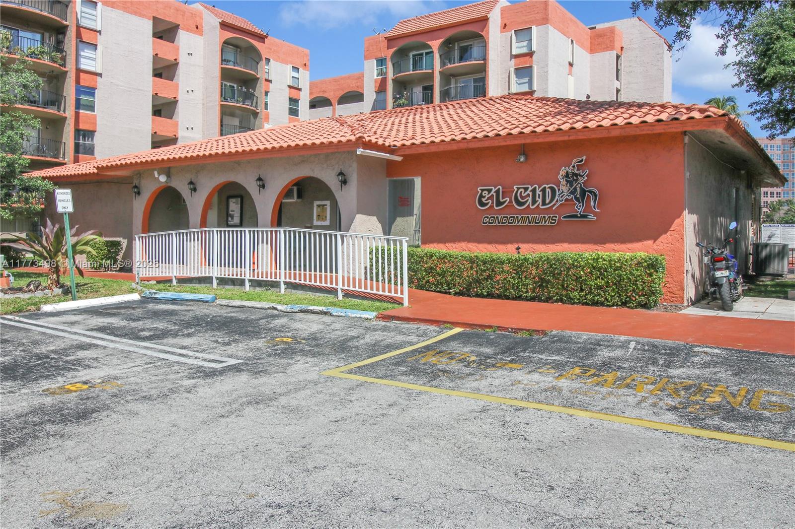 image EL CID CONDO17