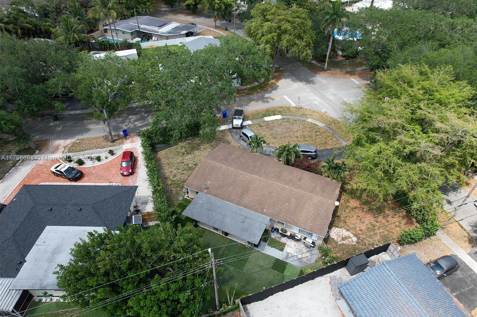5718 Monroe St,Hollywood, FL 33023