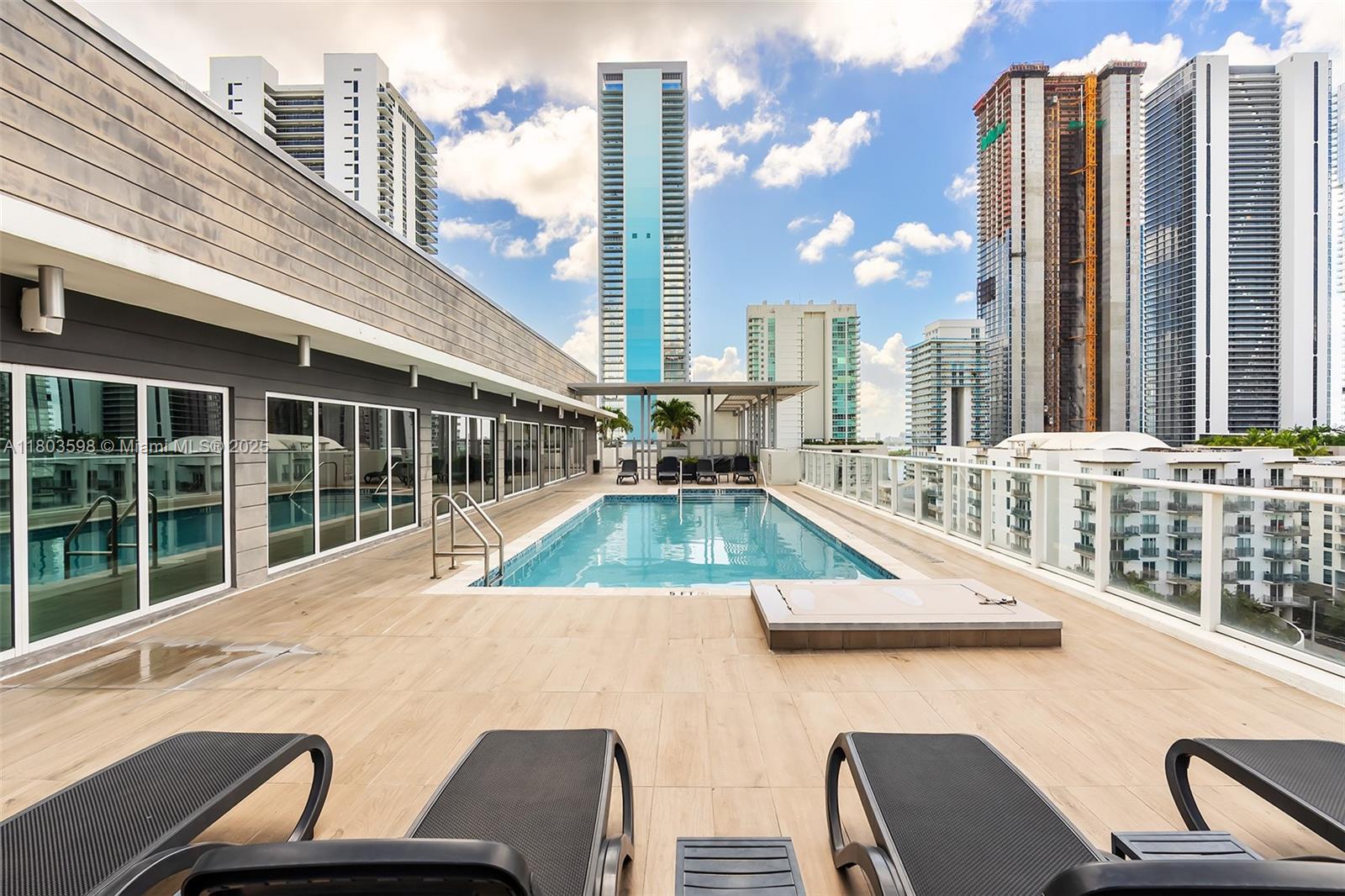image 26 Edgewater17
