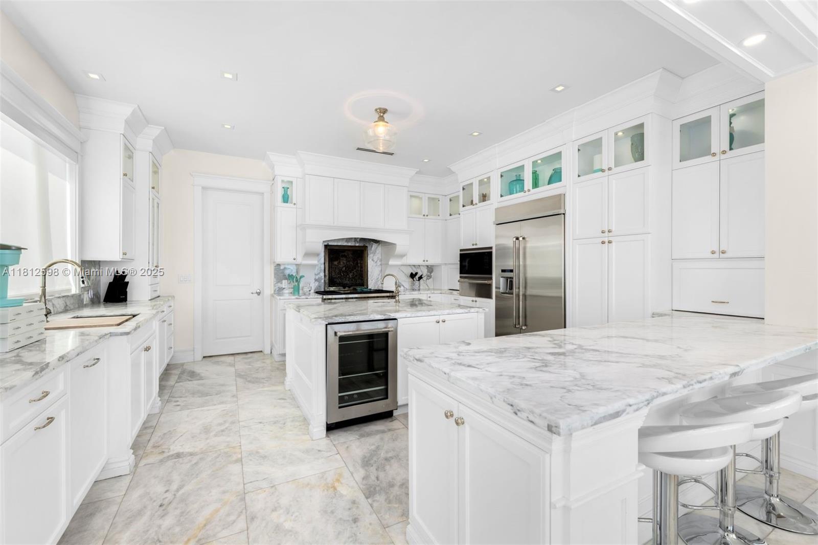 1460 S Treasure Dr North Bay Village, FL 33141