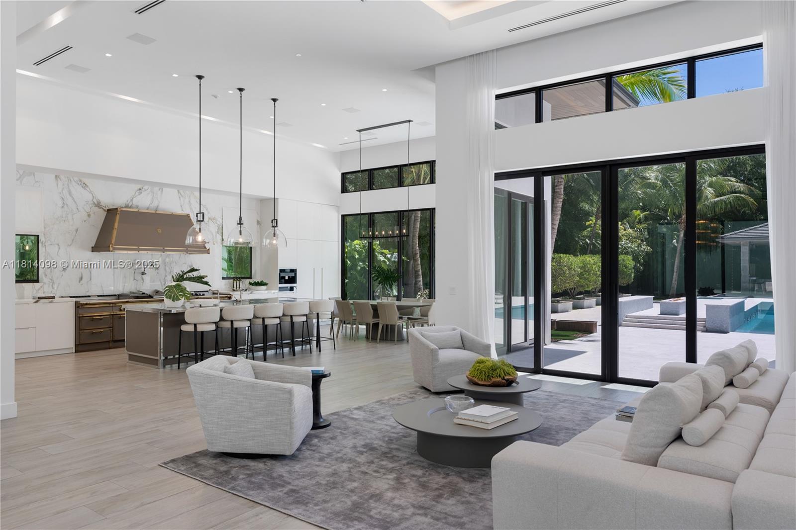 9505 SW 63rd Ct Pinecrest, FL 33156