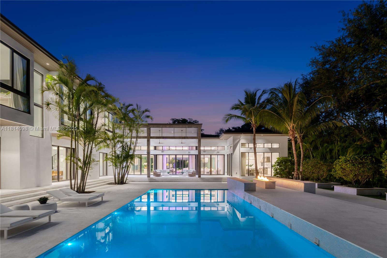 9505 SW 63rd Ct Pinecrest, FL 33156