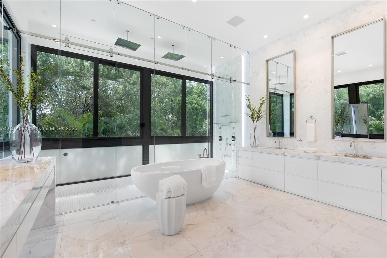 9505 SW 63rd Ct Pinecrest, FL 33156