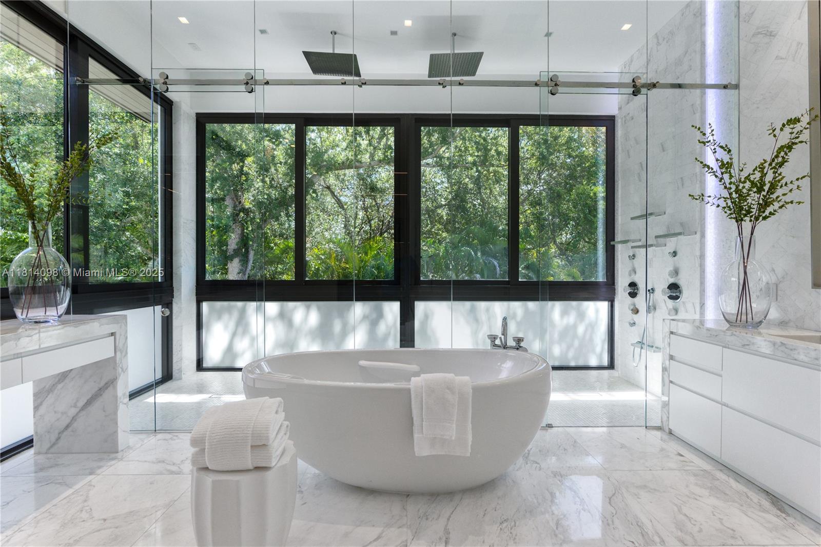 9505 SW 63rd Ct Pinecrest, FL 33156