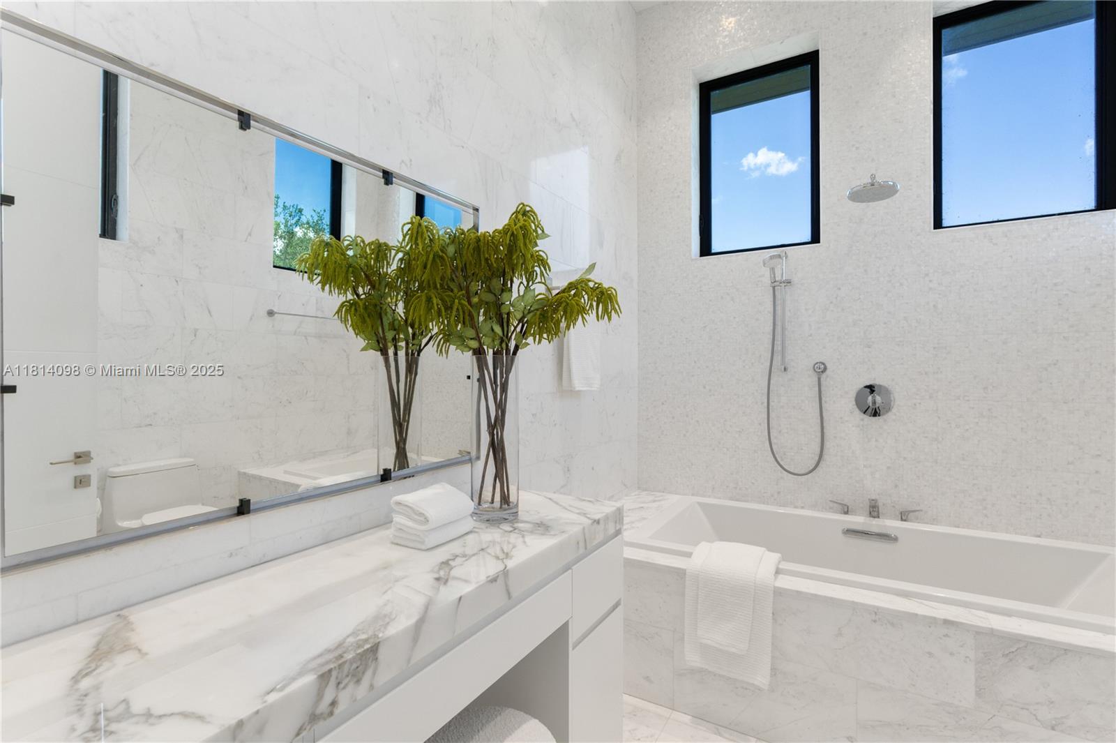 9505 SW 63rd Ct Pinecrest, FL 33156