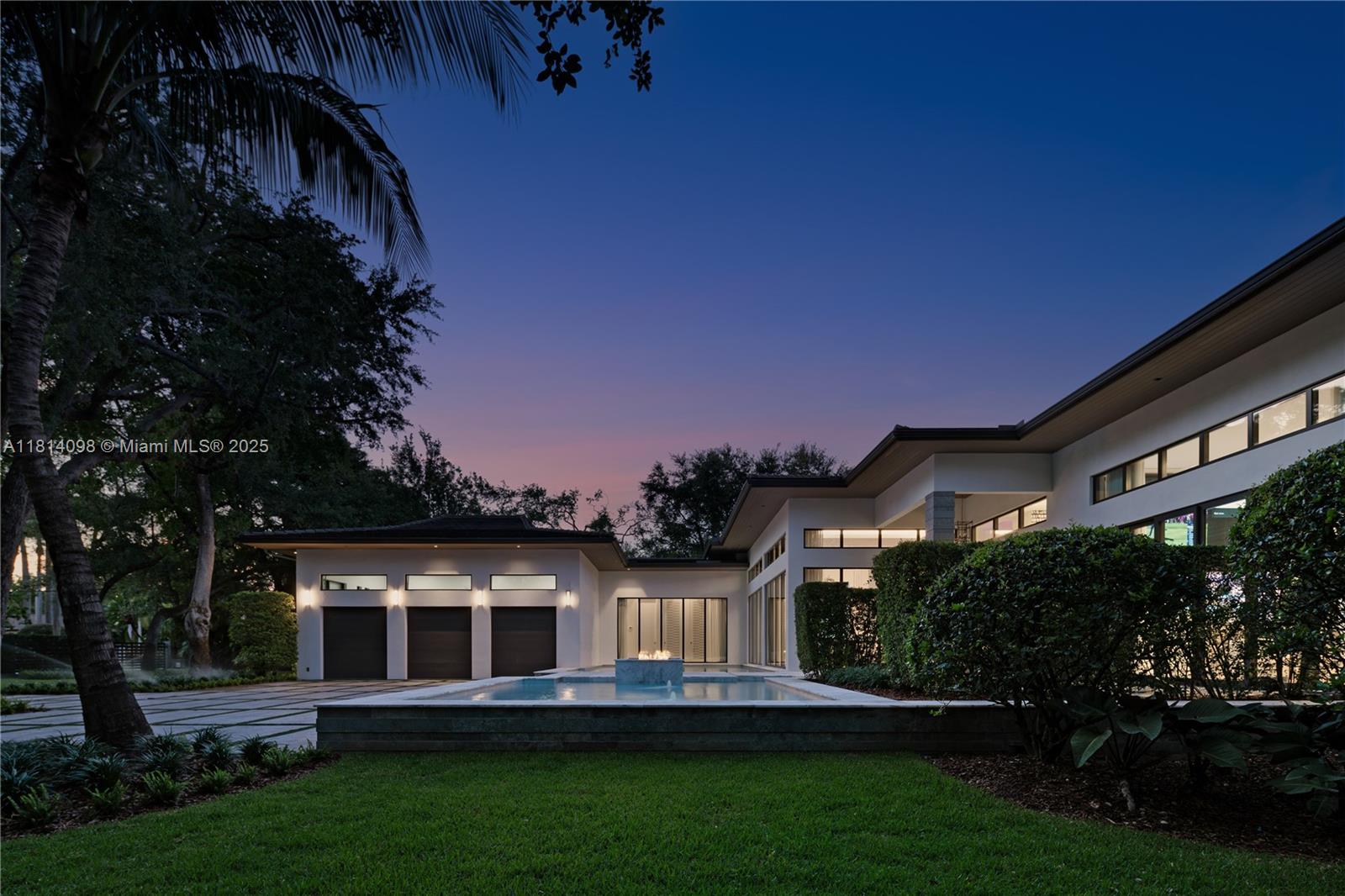 9505 SW 63rd Ct Pinecrest, FL 33156