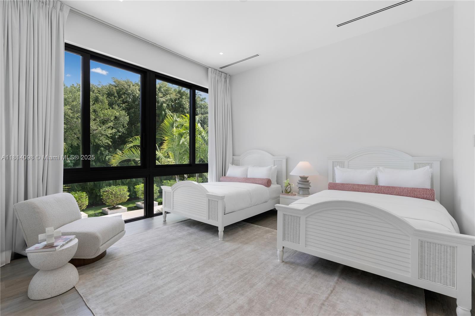 9505 SW 63rd Ct Pinecrest, FL 33156