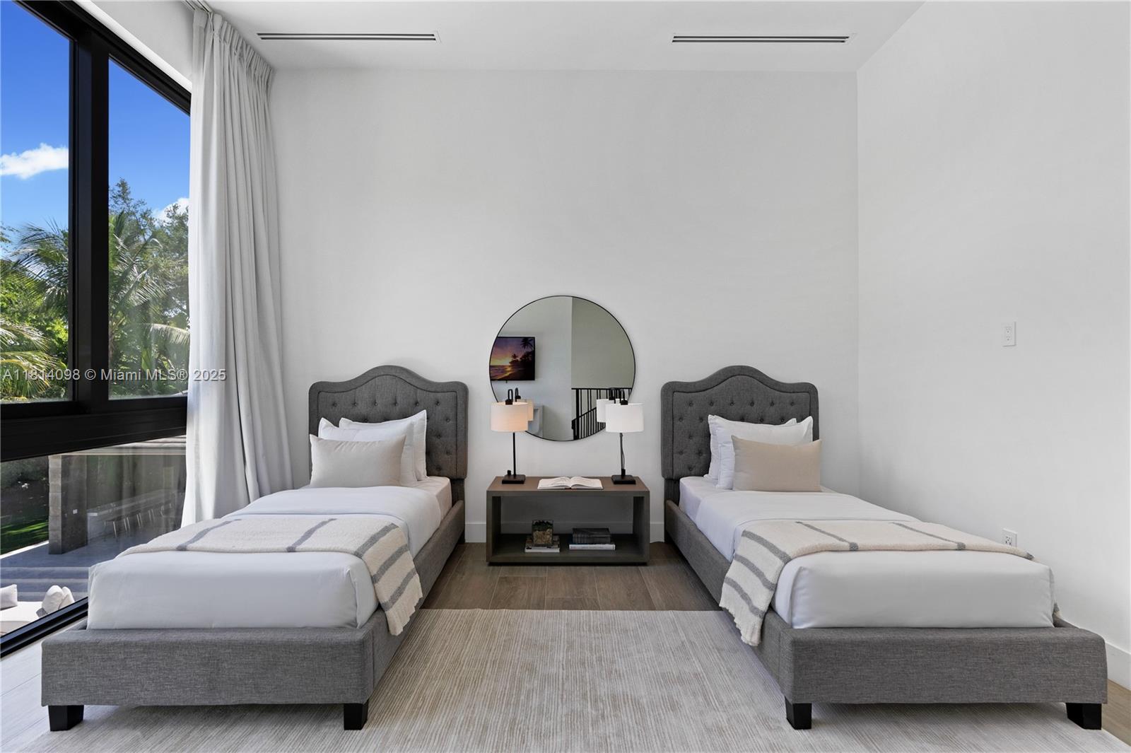 9505 SW 63rd Ct Pinecrest, FL 33156