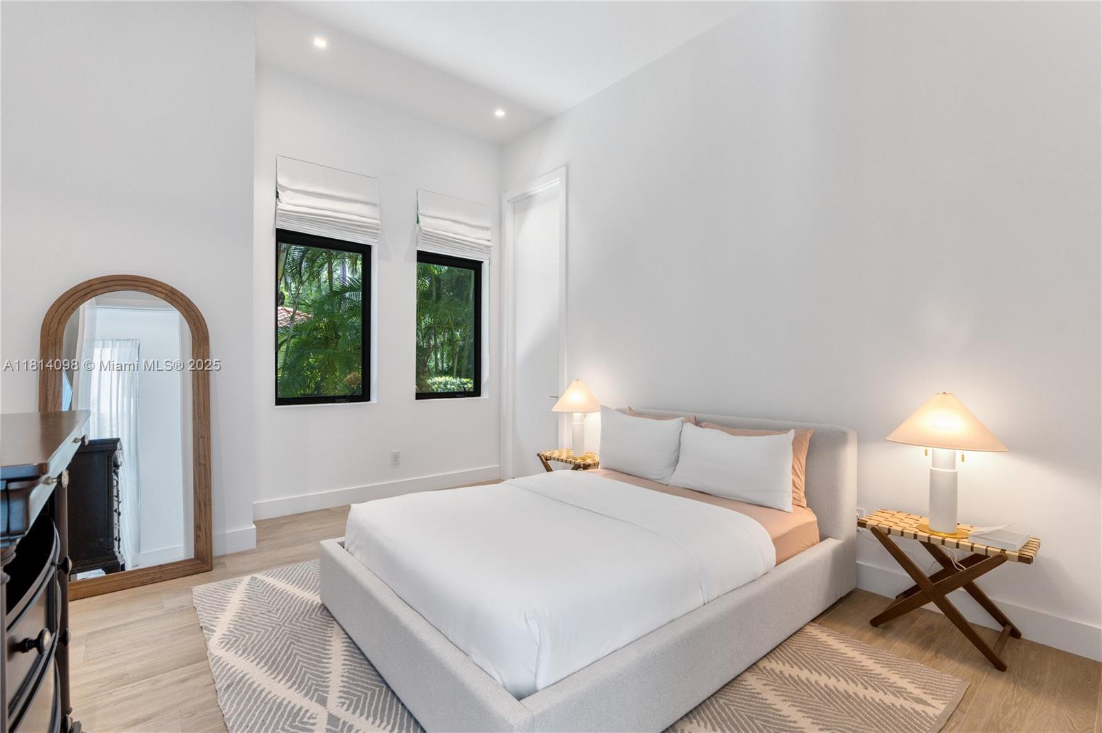 9505 SW 63rd Ct Pinecrest, FL 33156