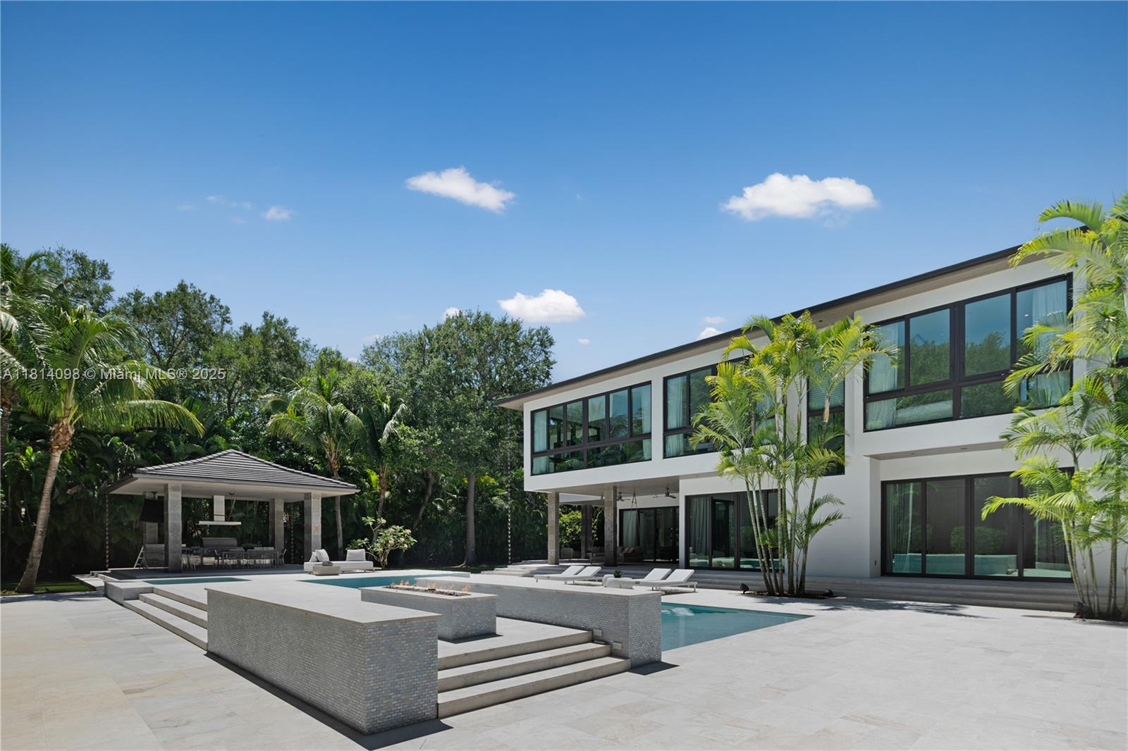 9505 SW 63rd Ct Pinecrest, FL 33156