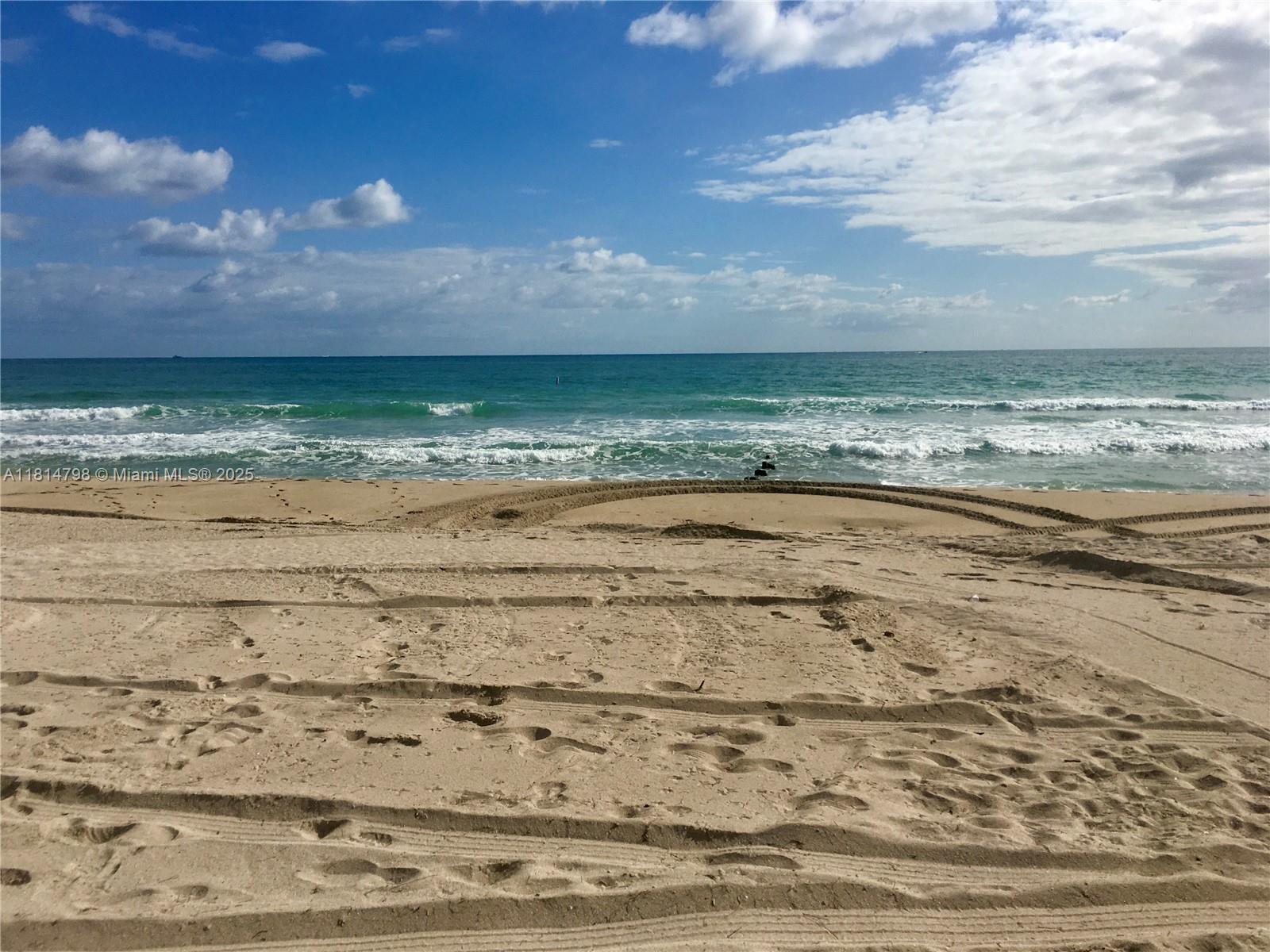 9801 Collins Ave #17U,Bal Harbour, FL 33154