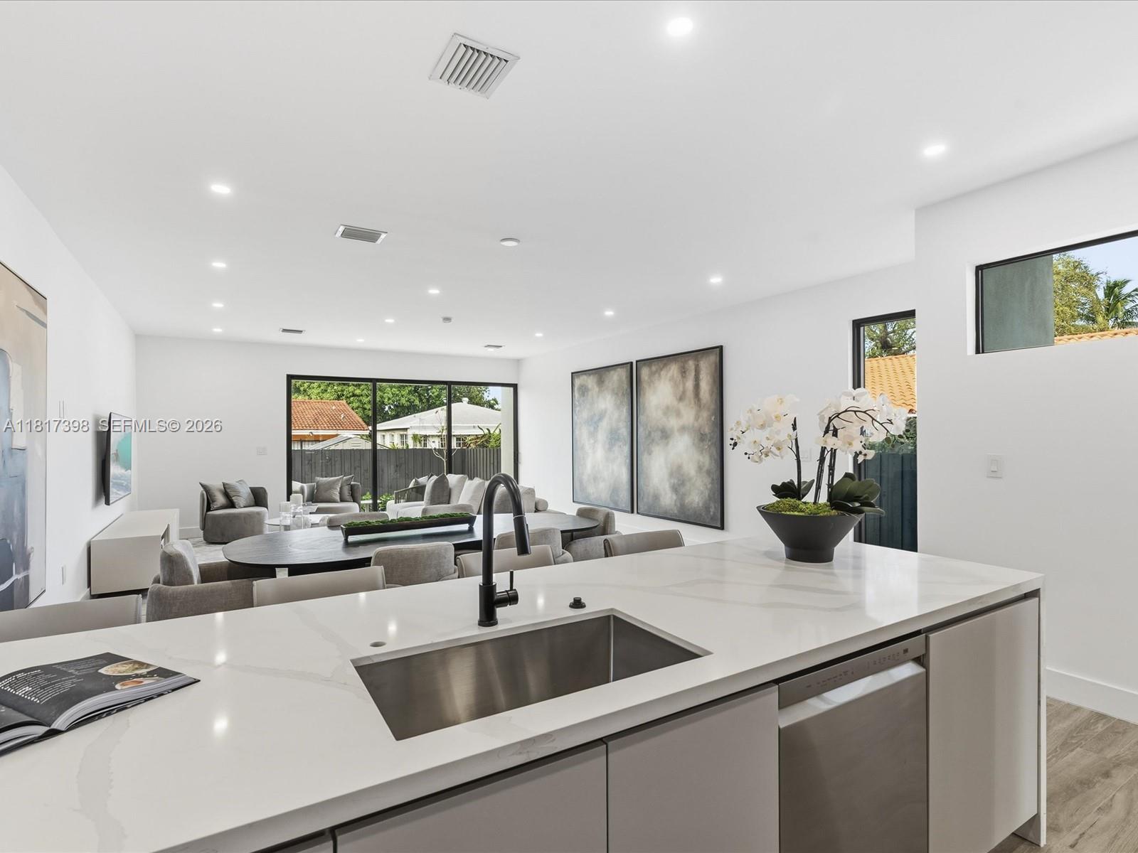 2732 SW 31st Ave Miami, FL 33133