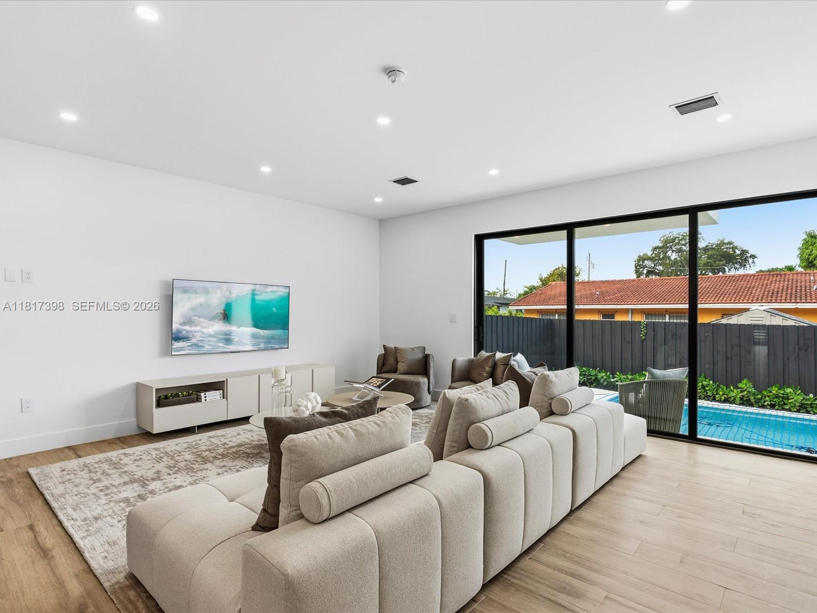 2732 SW 31st Ave Miami, FL 33133