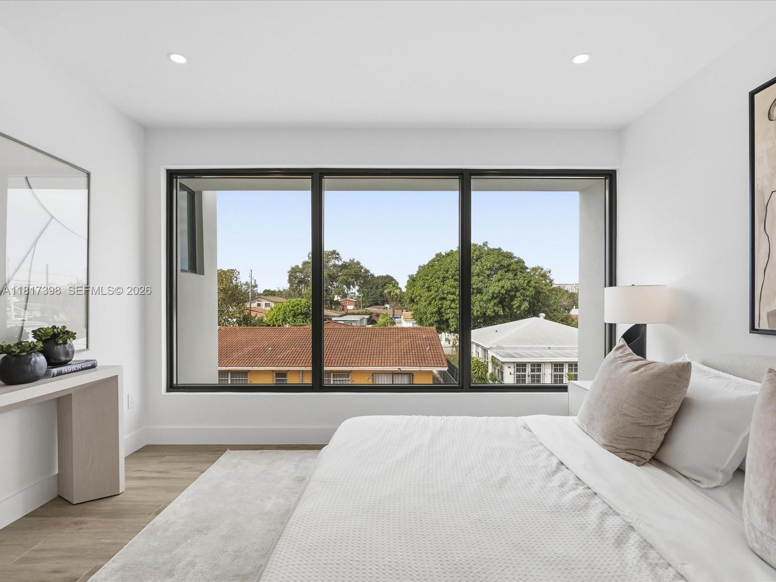 2732 SW 31st Ave Miami, FL 33133