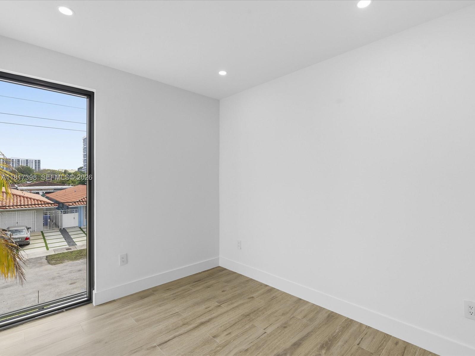 2732 SW 31st Ave Miami, FL 33133