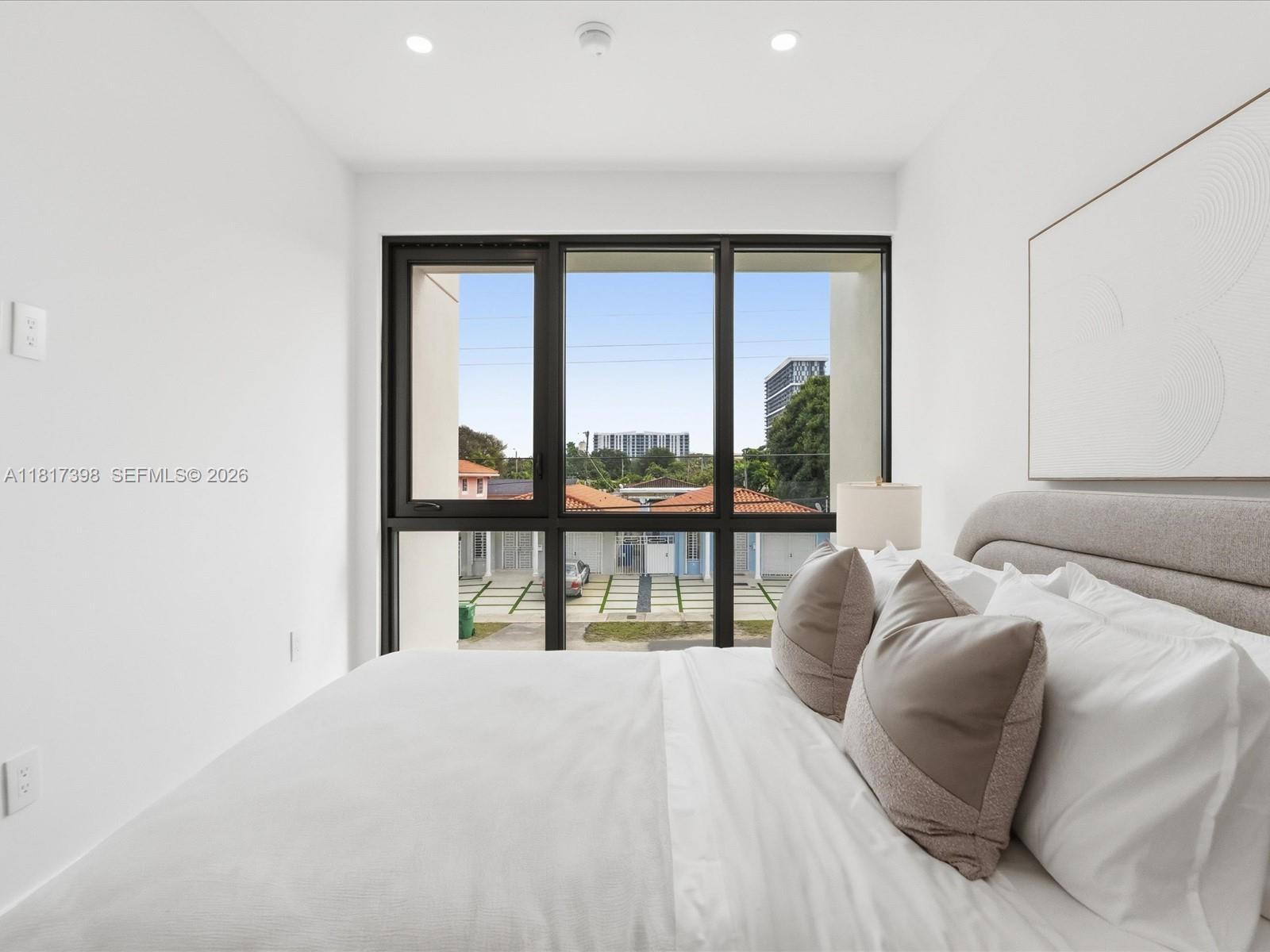 2732 SW 31st Ave Miami, FL 33133