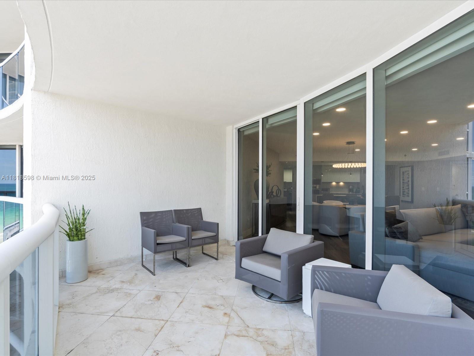 image Ocean Four Condo10