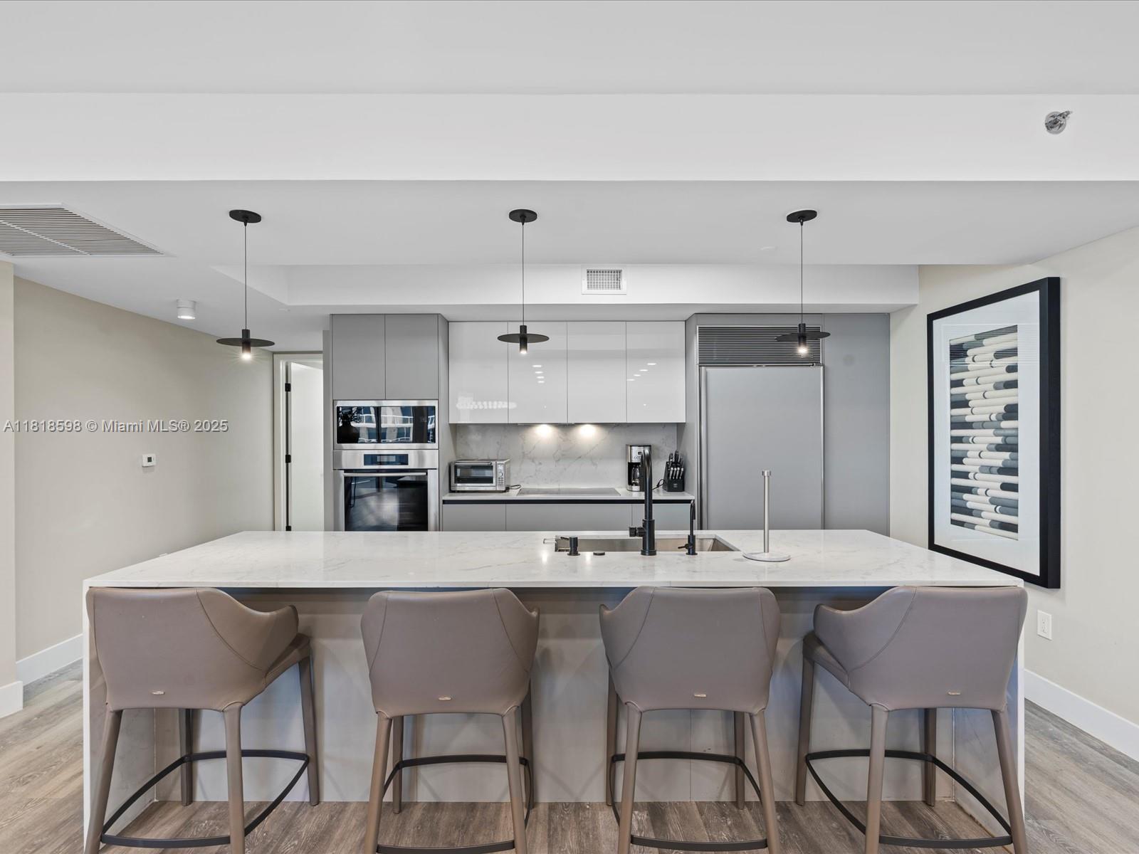 image Ocean Four Condo15