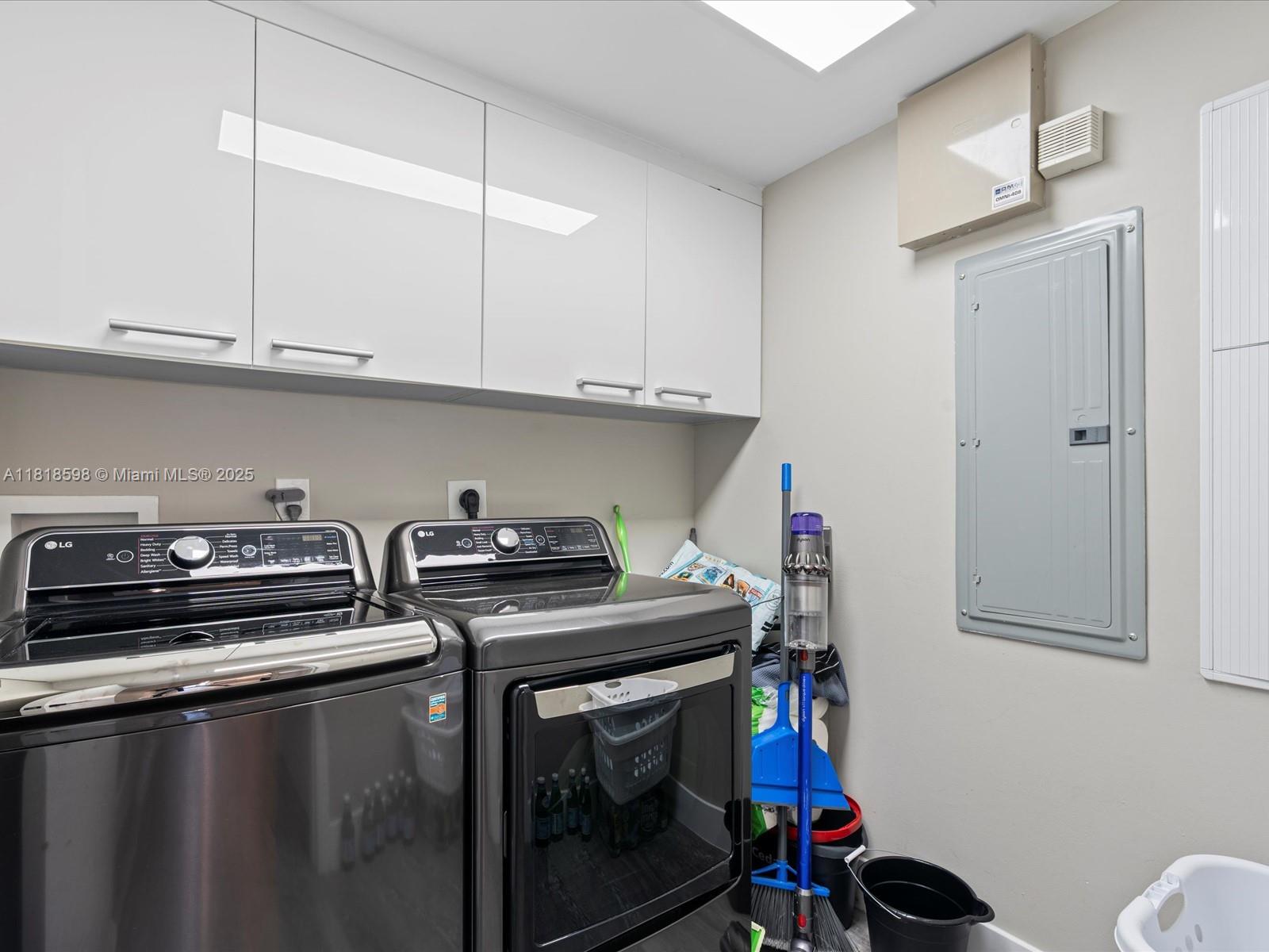 image Ocean Four Condo19