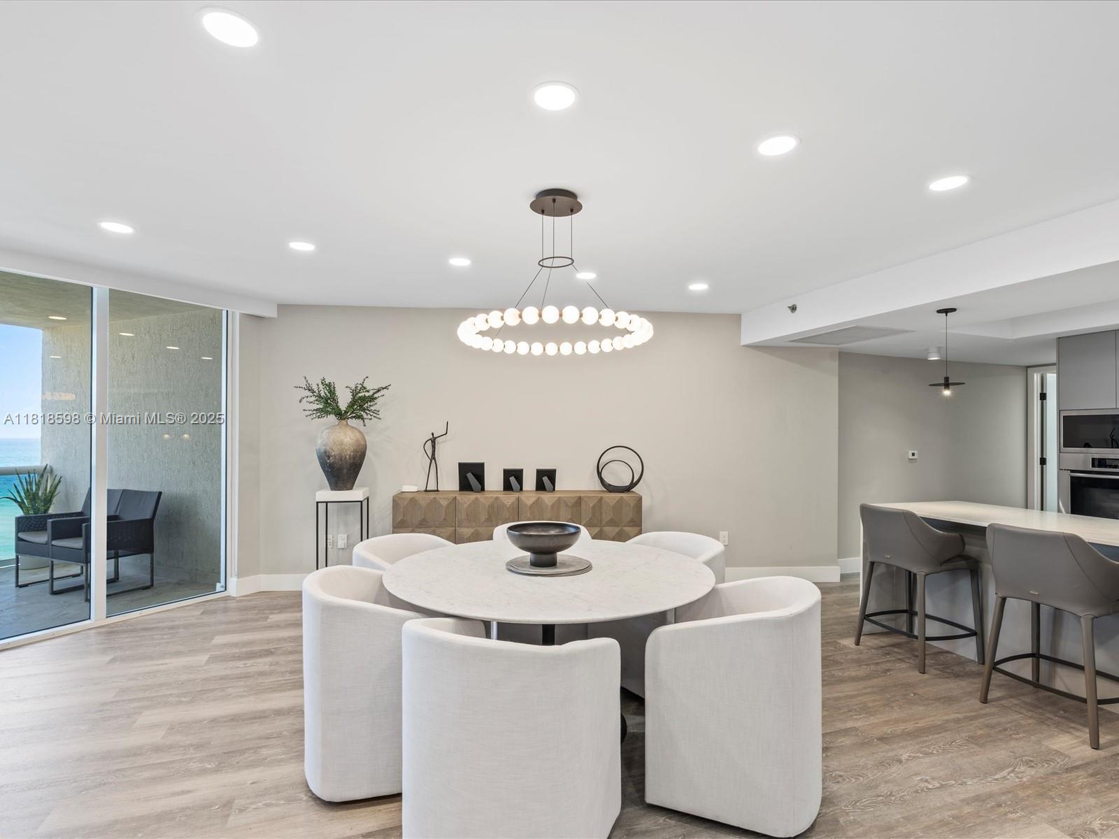 image Ocean Four Condo6