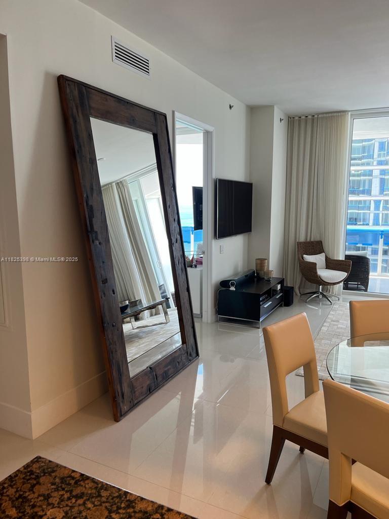 image Tdr Tower Iii Condo21