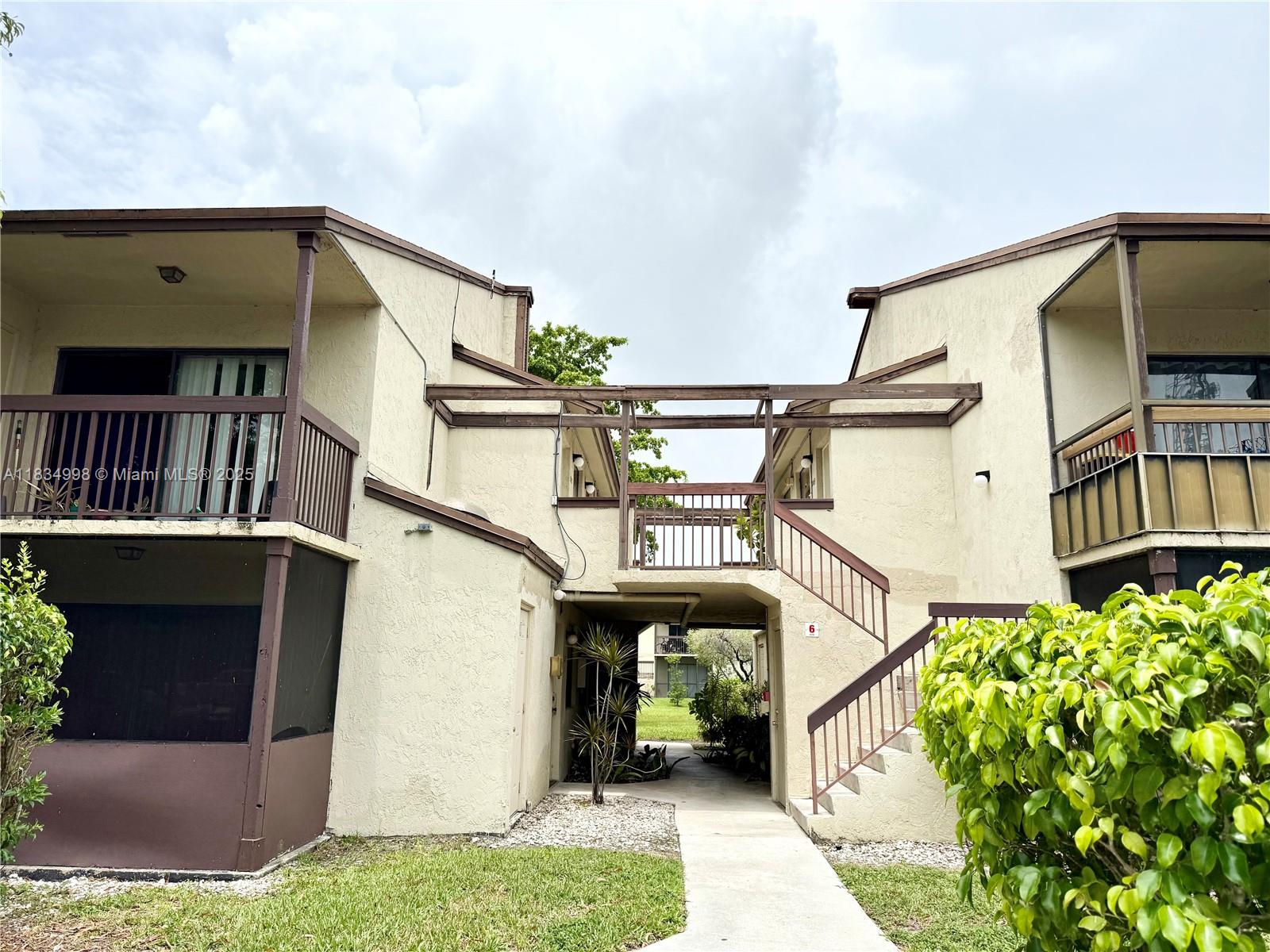435 NW 210th St #205