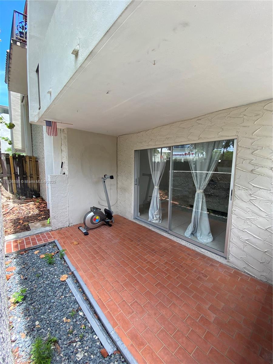 6900 N Kendall Dr #A102 Pinecrest, FL 33156