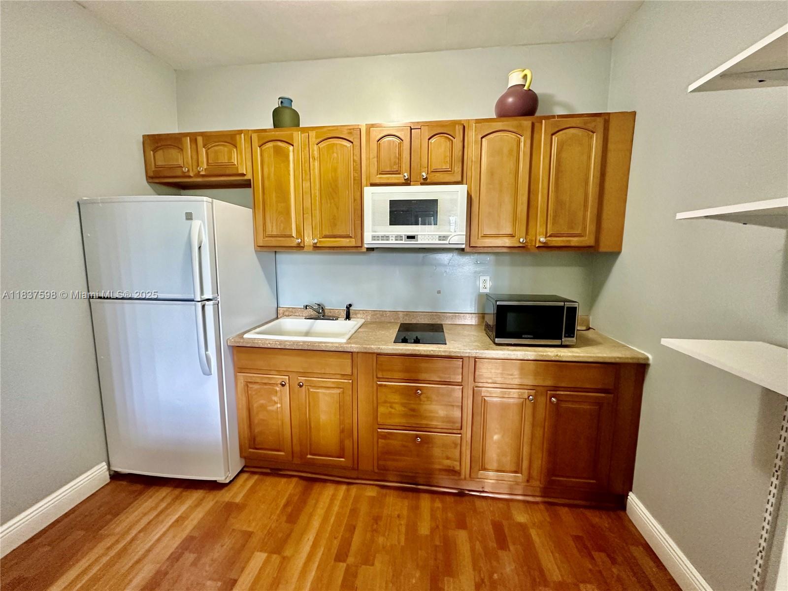 26 Diplomat Pkwy #2368