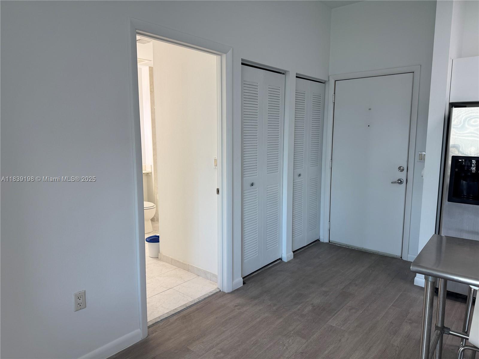 image The Loft Downtown Condo28