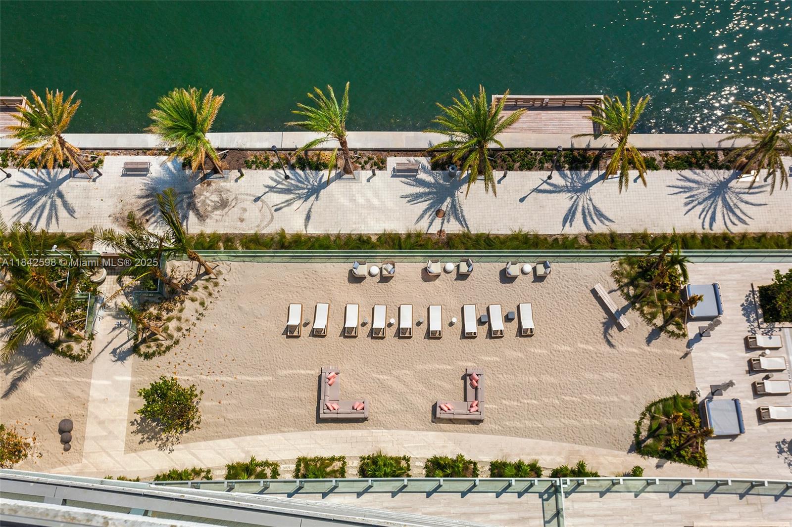 image Biscayne Beach Condo10