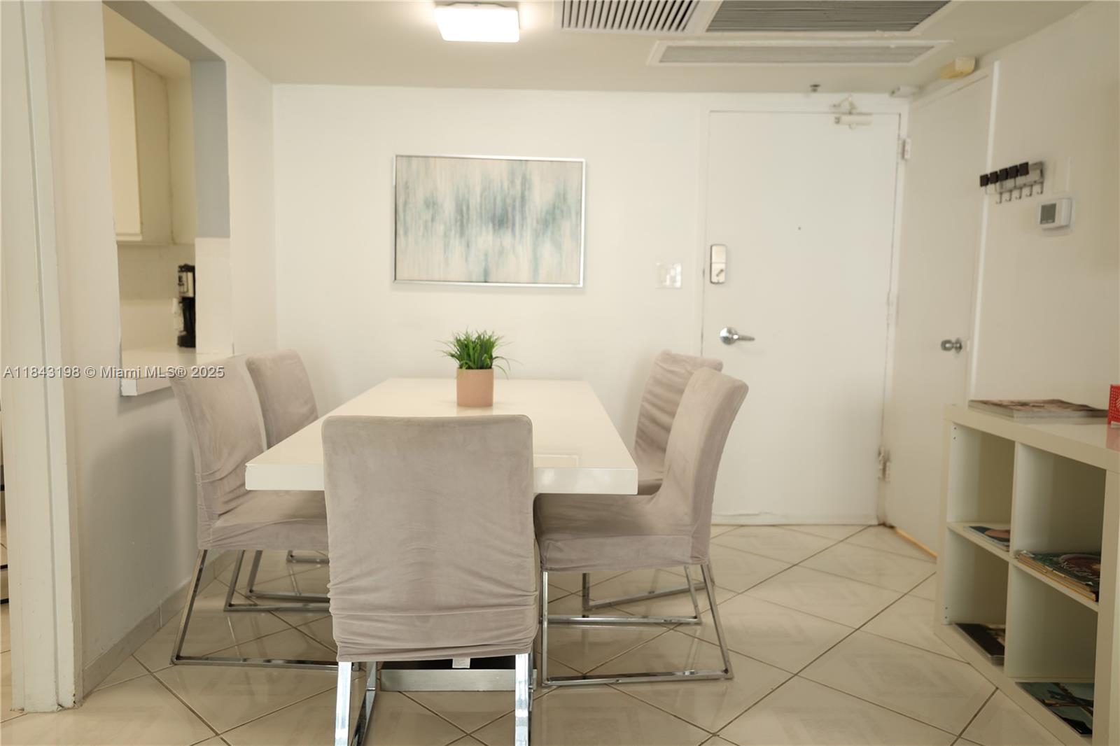 5151 Collins Ave #927,Miami Beach, FL 33140