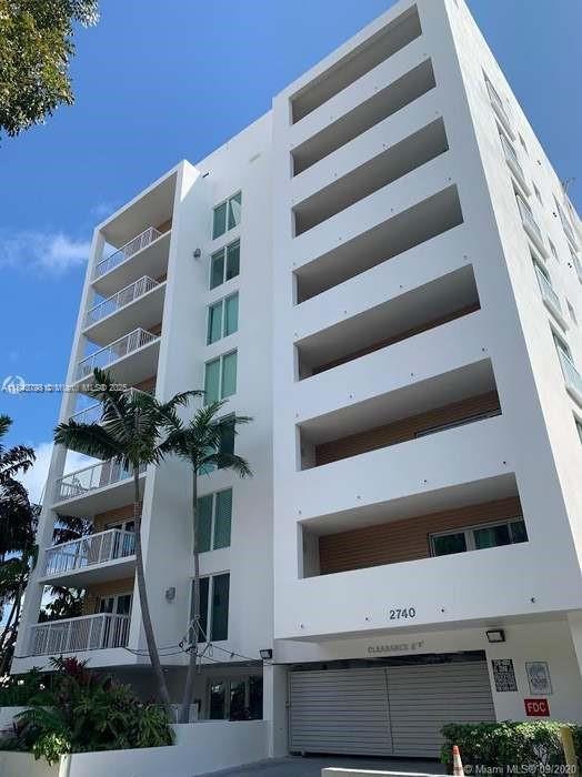 2740 SW 28th Ter #203
