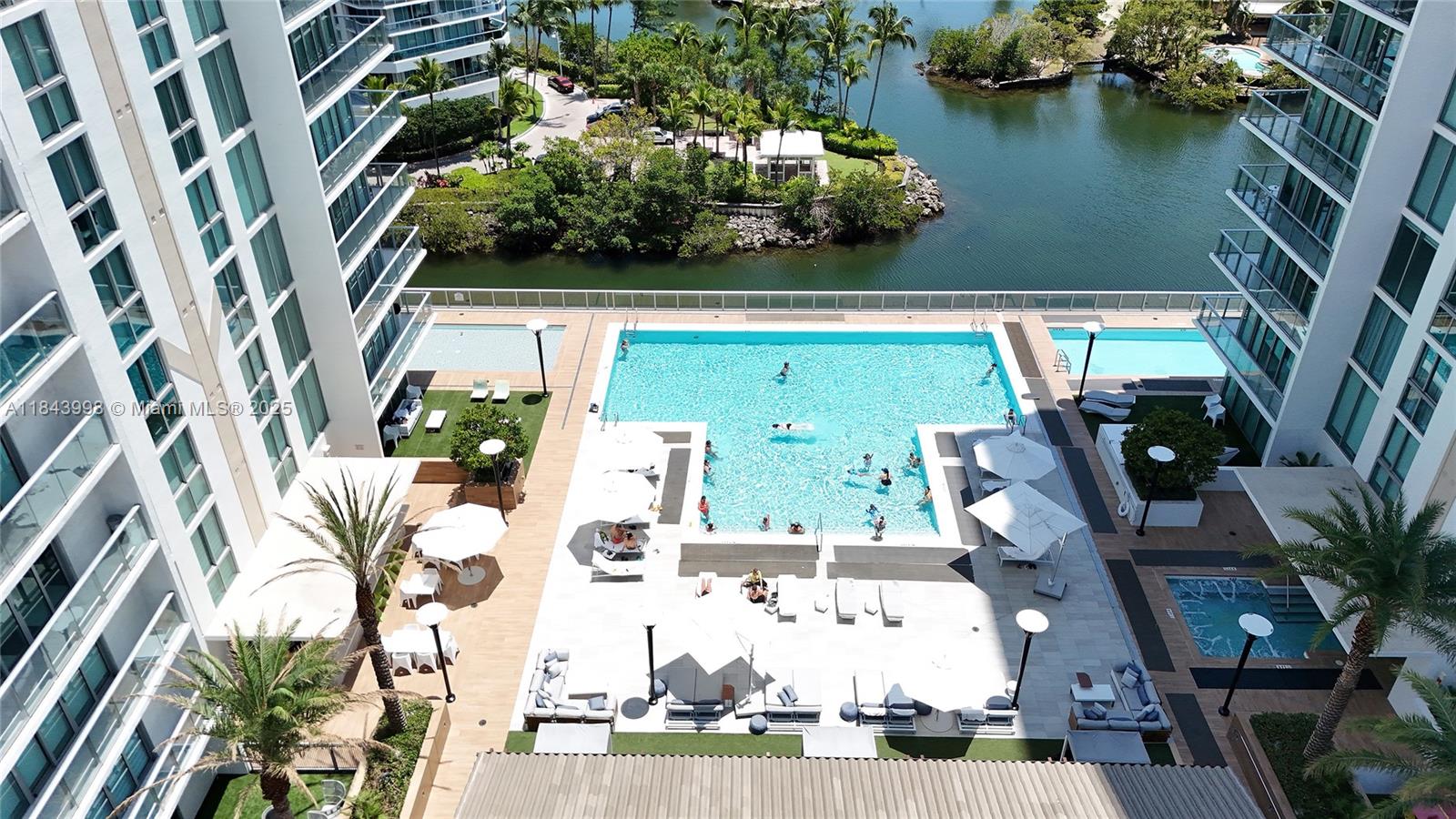 image Parque Towers Condo52
