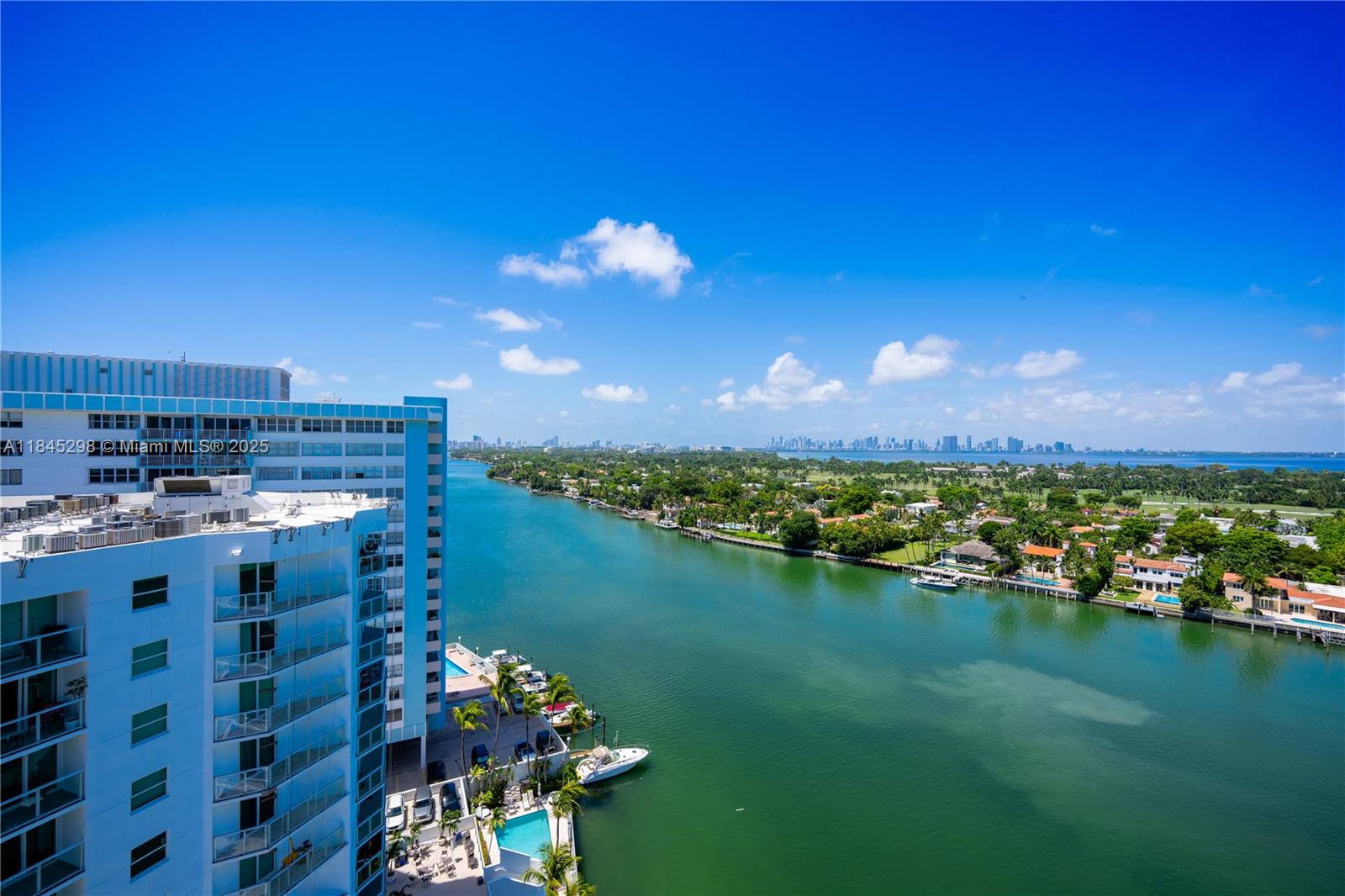 5900 Collins Ave #1701