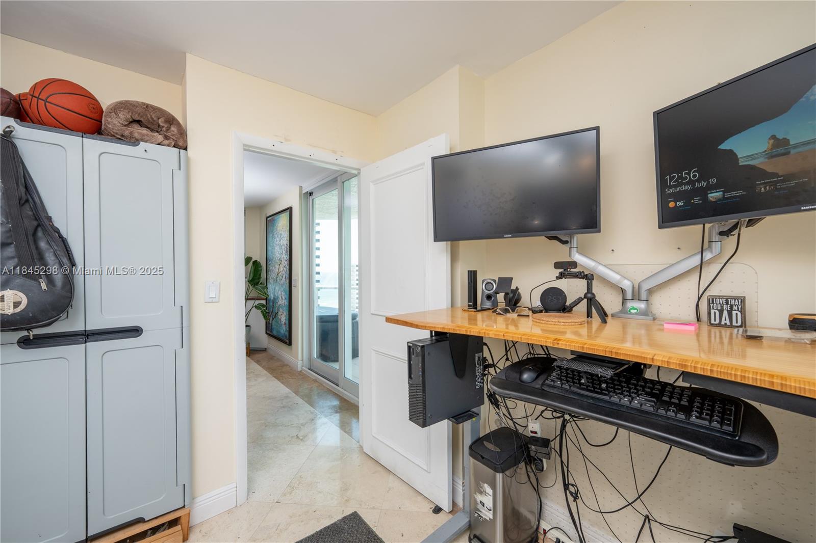 5900 Collins Ave #1701 Miami Beach, FL 33140